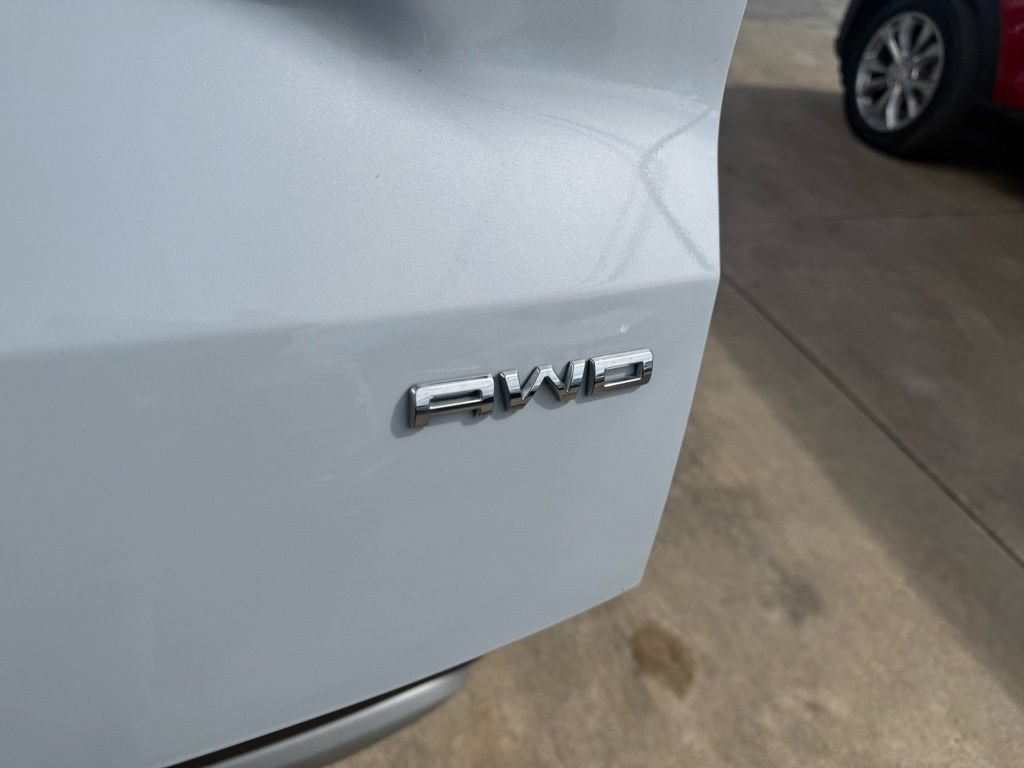 Used 2025 Ford Escape Platinum AWD/4WD image 17