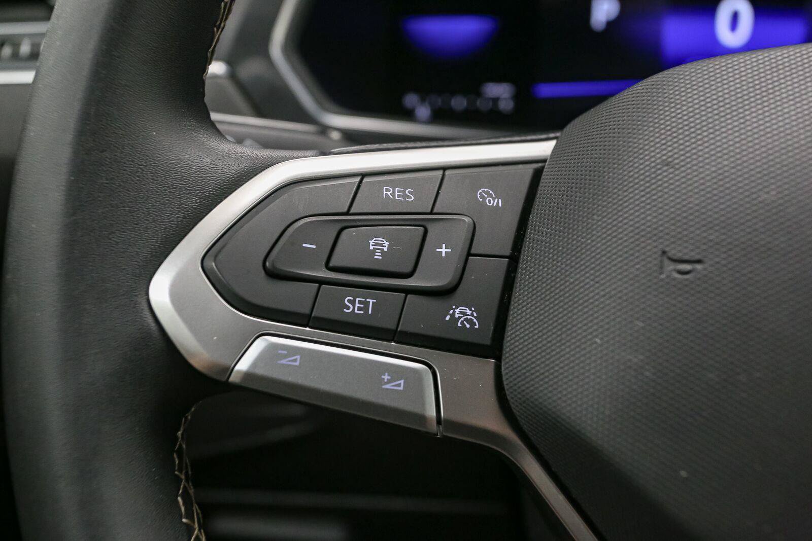 Certified 2022 Volkswagen Tiguan S AWD/4WD image 35
