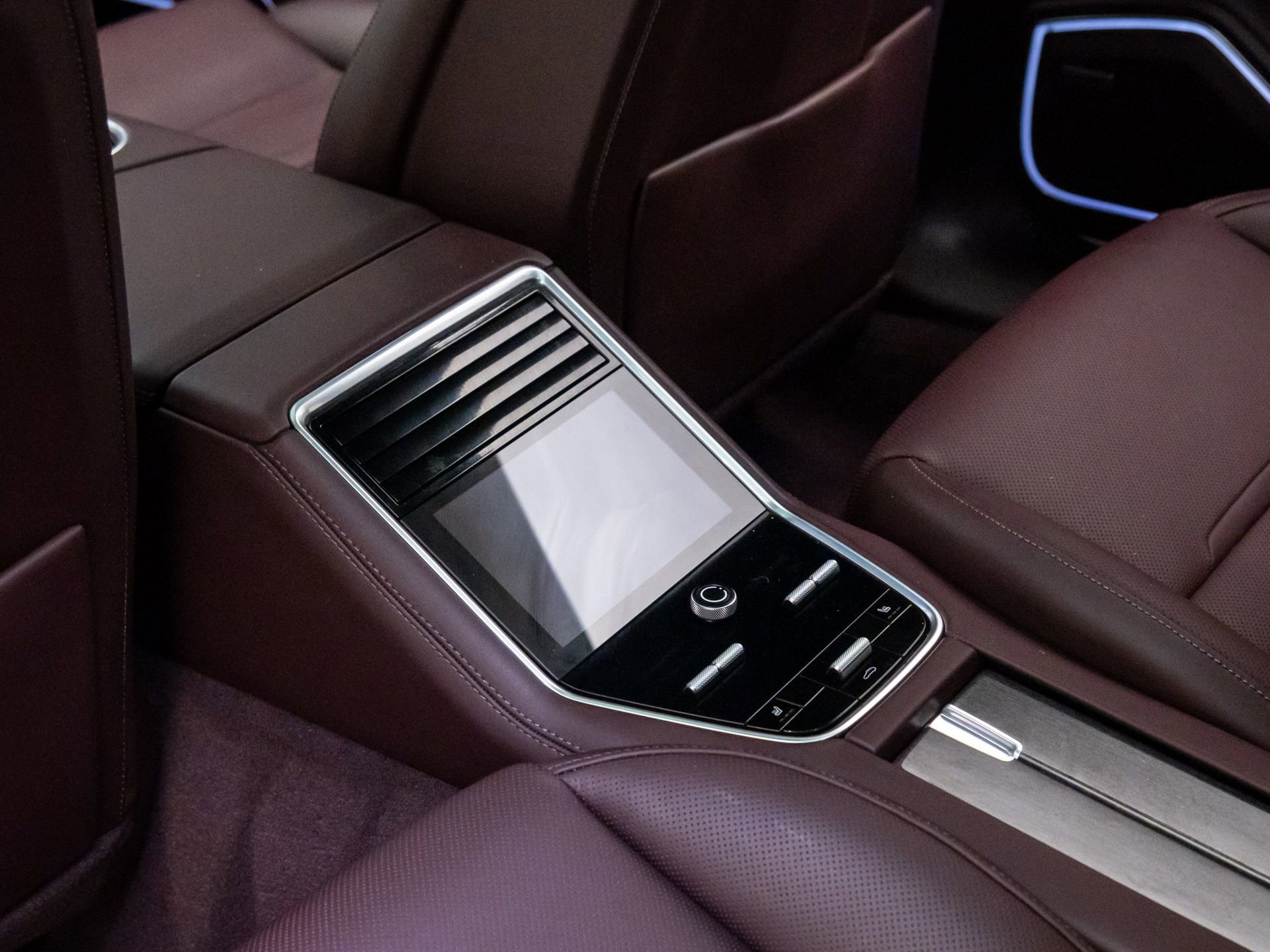 Certified 2023 Porsche Panamera 4 Platinum Edition image 19