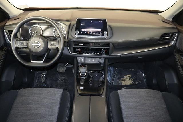 Used 2023 Nissan Rogue SV FWD image 12