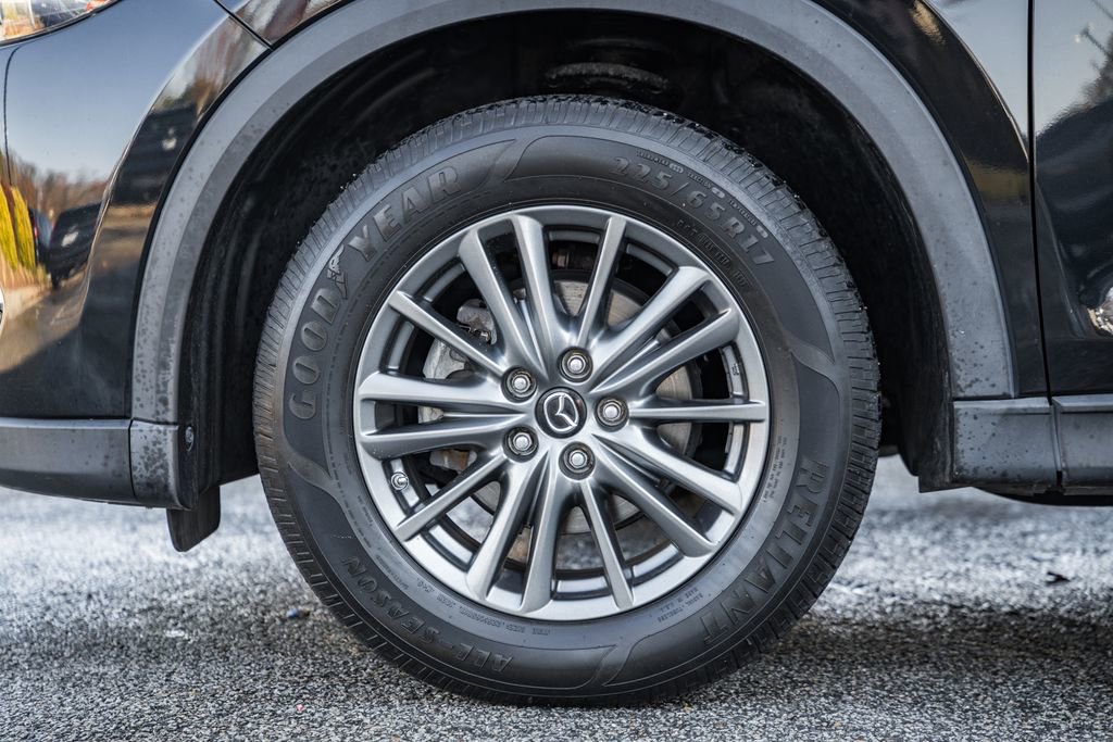 Used 2017 MAZDA CX-5 Touring w/ I-ACTIVSENSE Package image 17