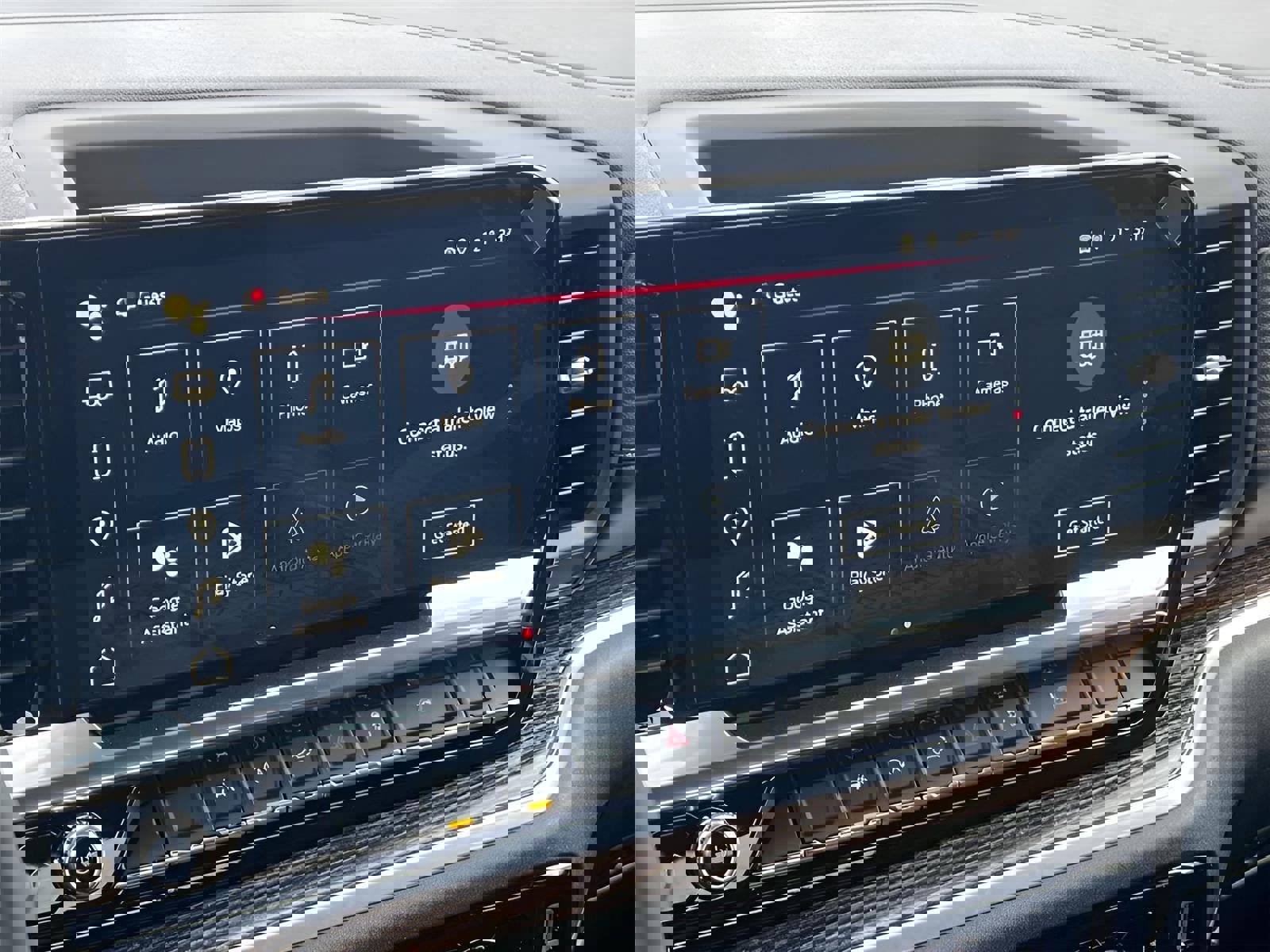 New 2025 GMC Sierra 1500 SLE w/ Preferred Package image 18