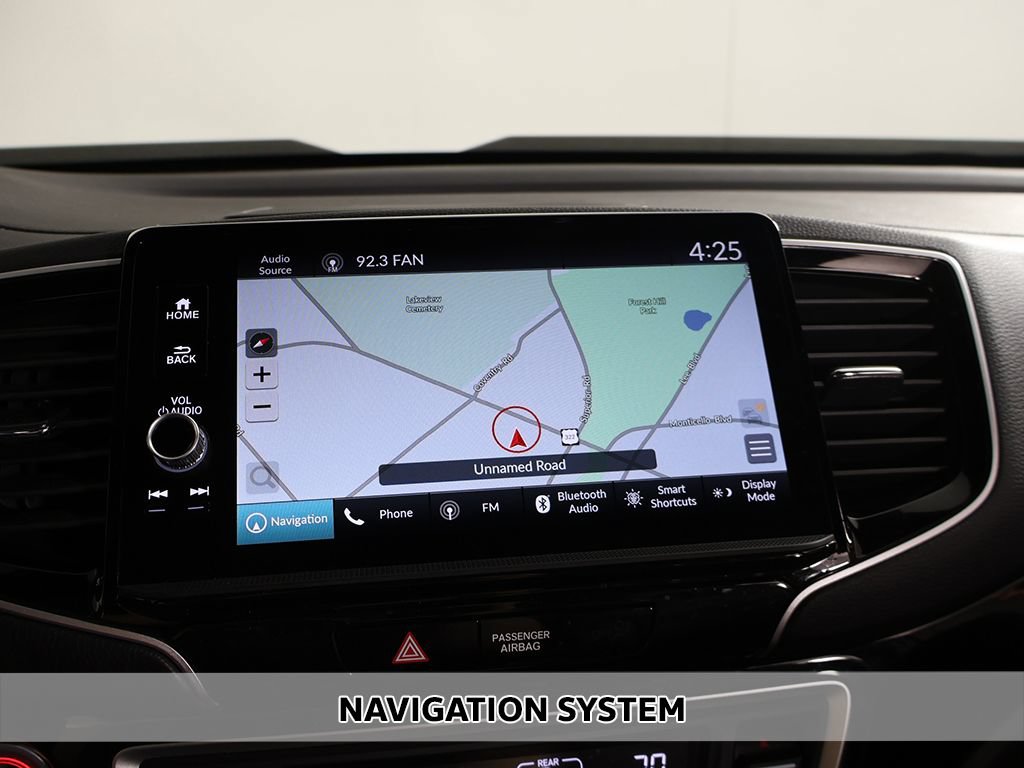 Certified 2025 Honda Ridgeline Black Edition image 3