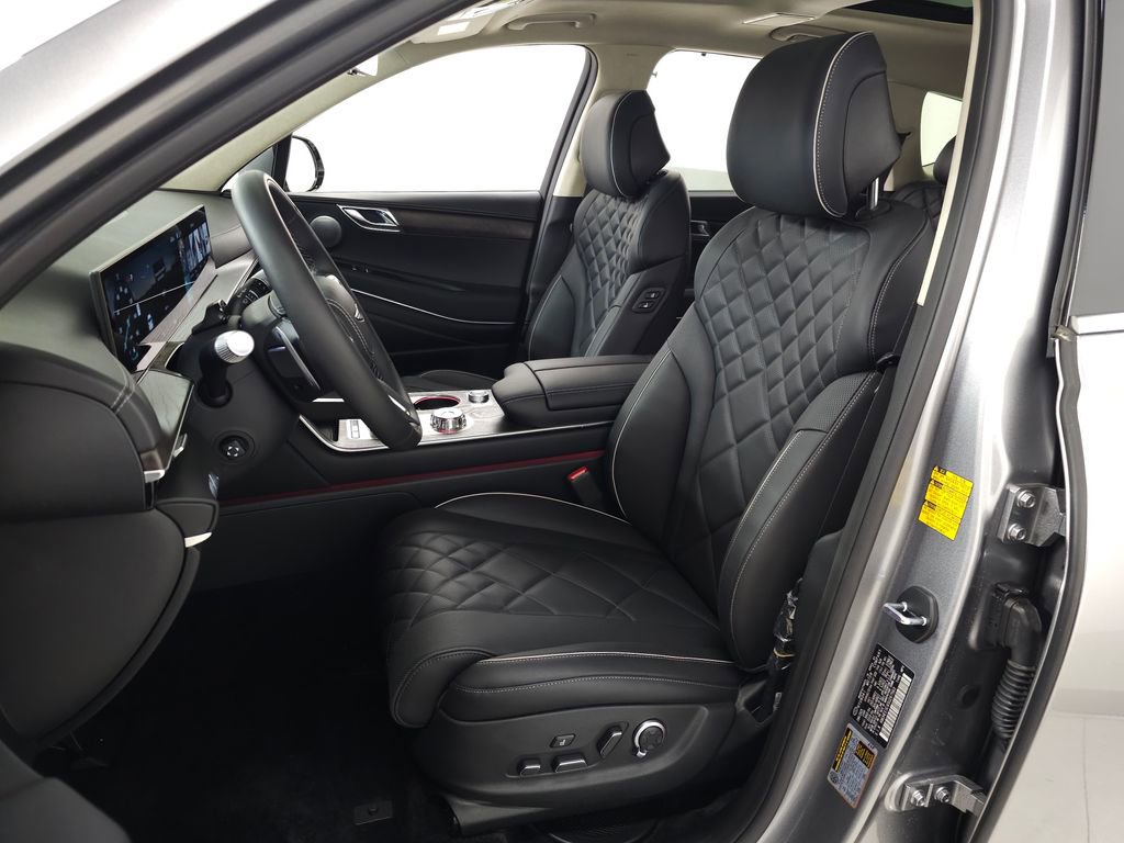 Used 2025 Genesis GV80 3.5T Prestige AWD/4WD image 18