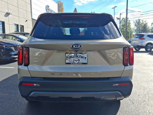Used 2021 Kia Sorento S w/ Panoramic Sunroof Package image 4