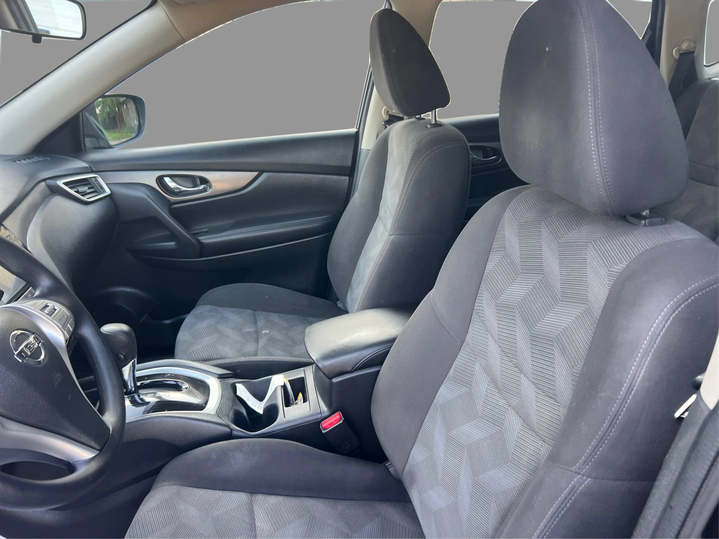 Used 2016 Nissan Rogue SV AWD/4WD image 10