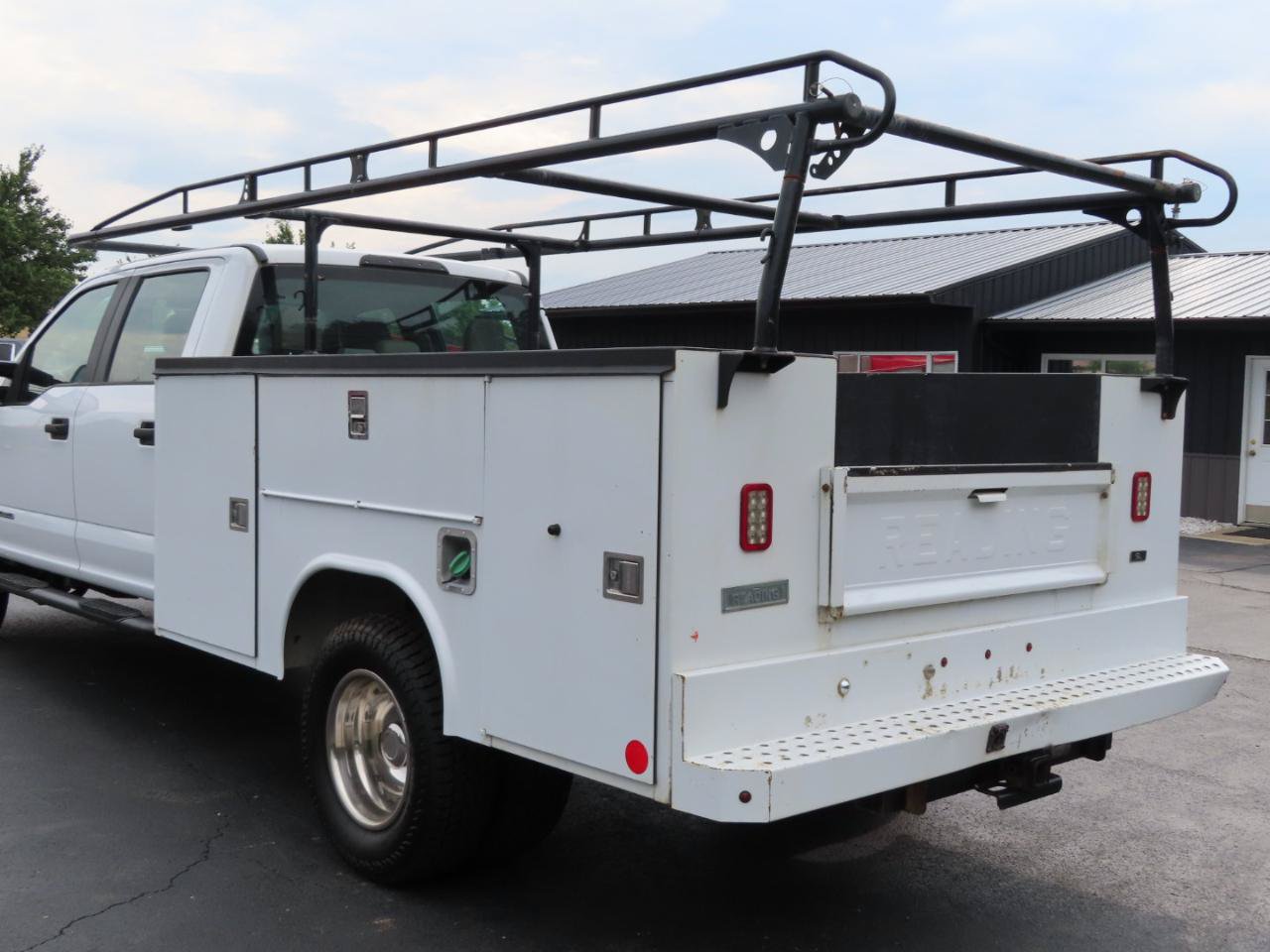 Used 2019 Ford F350 XL w/ Power Equipment Group AWD/4WD image 16