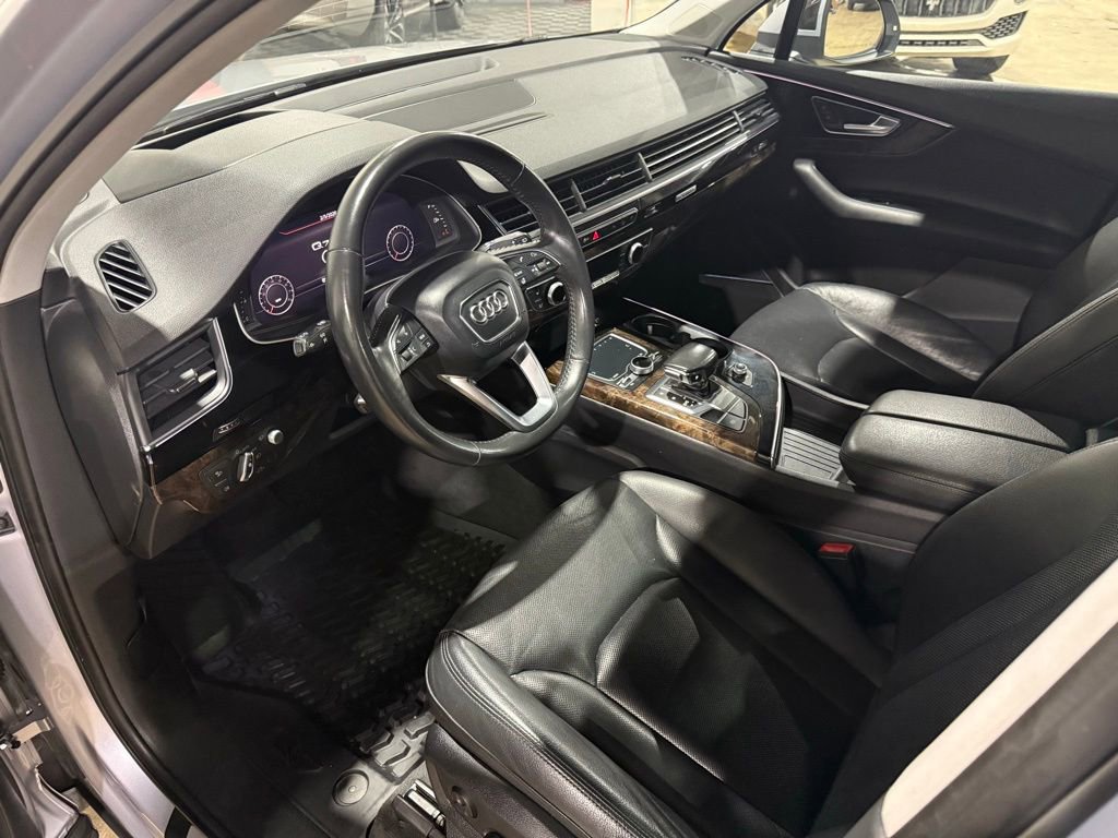 Used 2018 Audi Q7 3.0T Prestige w/ Prestige Package image 16