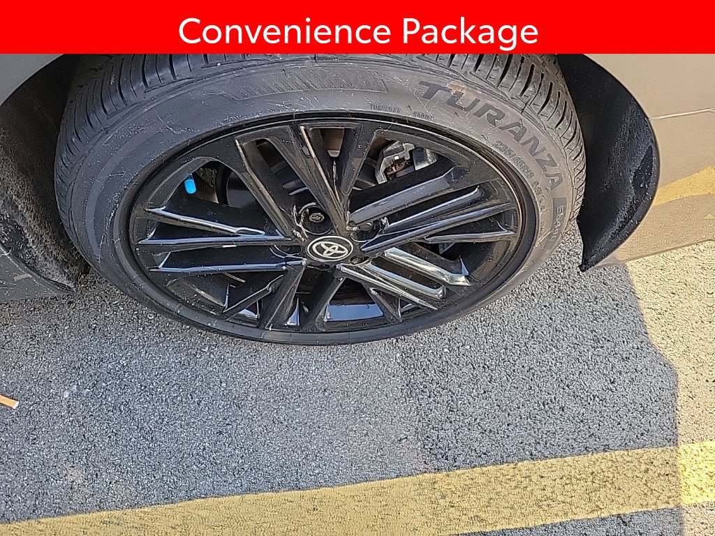 Used 2026 Toyota Camry SE w/ Convenience Package FWD image 5