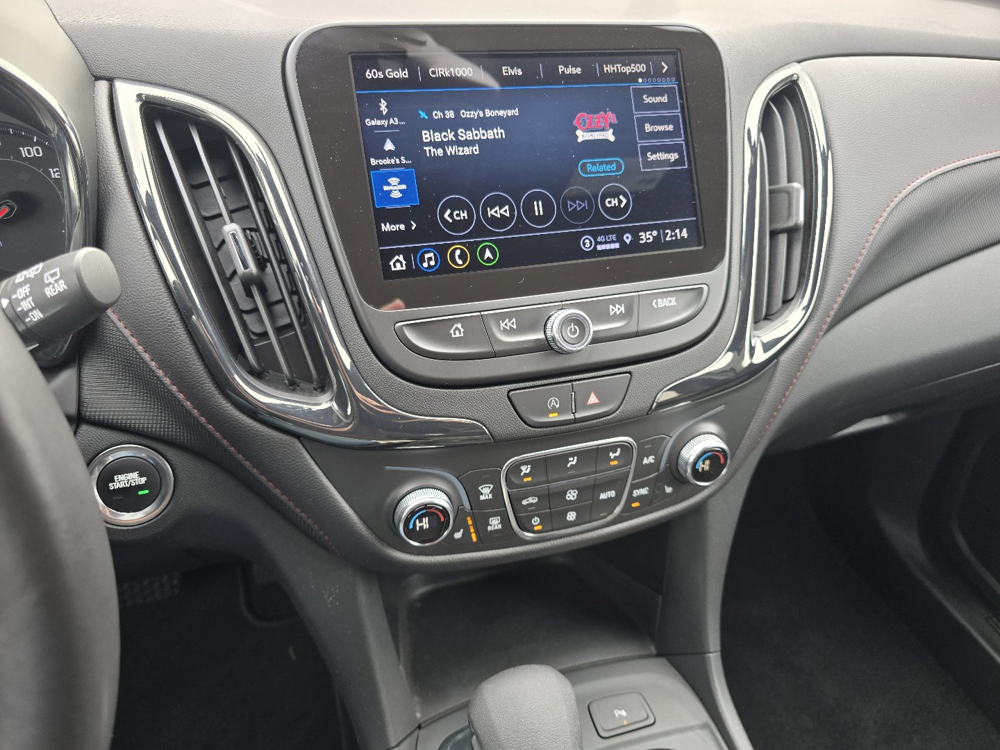 Certified 2022 Chevrolet Equinox RS w/ Infotainment Package image 35