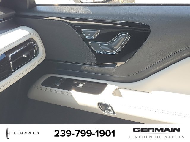 New 2026 Lincoln Aviator 2WD image 27