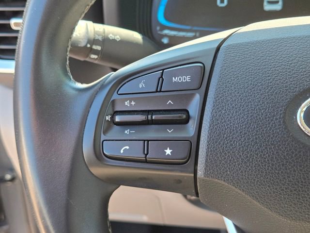 Used 2025 Hyundai Venue SEL FWD image 27