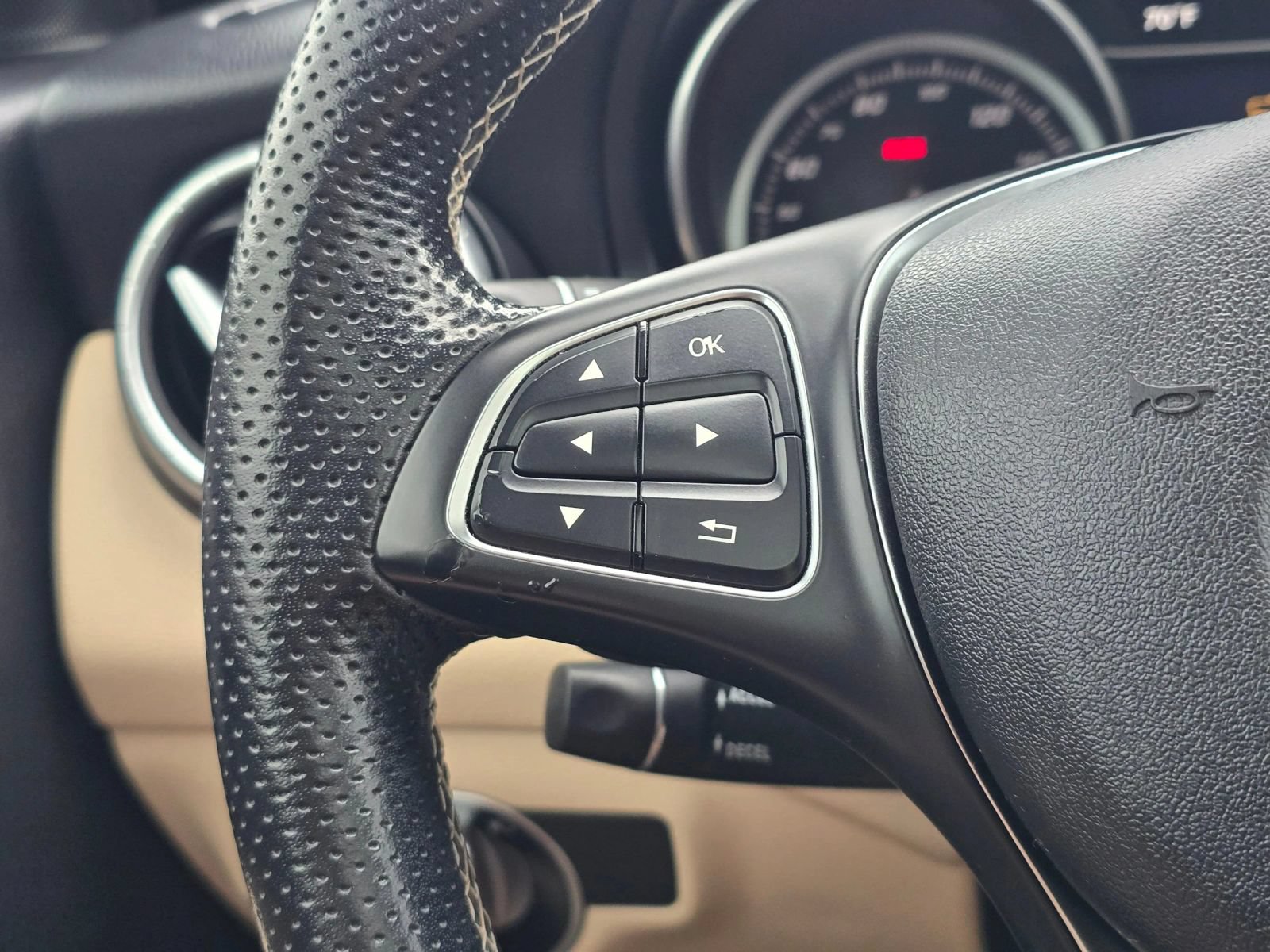Used 2019 Mercedes-Benz CLA 250 4MATIC image 27