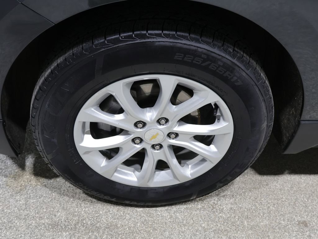 Used 2018 Chevrolet Equinox LT FWD image 10