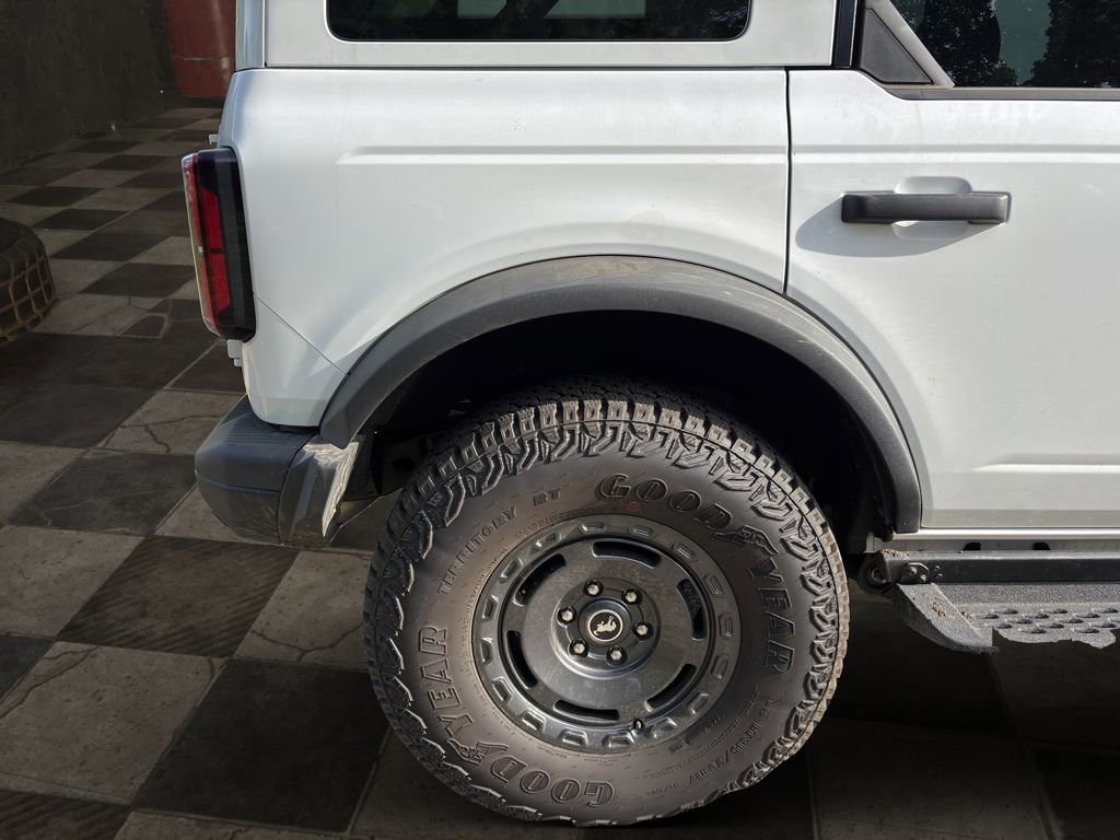 Used 2025 Ford Bronco Badlands AWD/4WD image 8