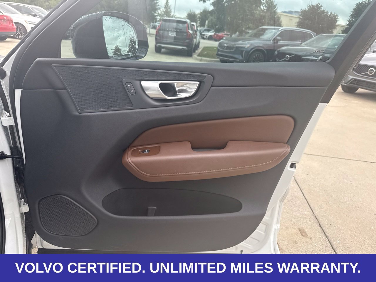 Certified 2024 Volvo XC60 B5 Plus w/ Protection Package Premier AWD/4WD image 20