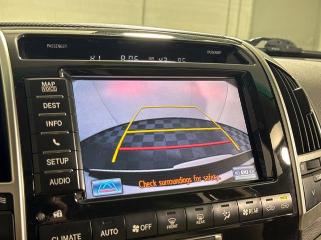 Used 2013 Toyota Land Cruiser image 35