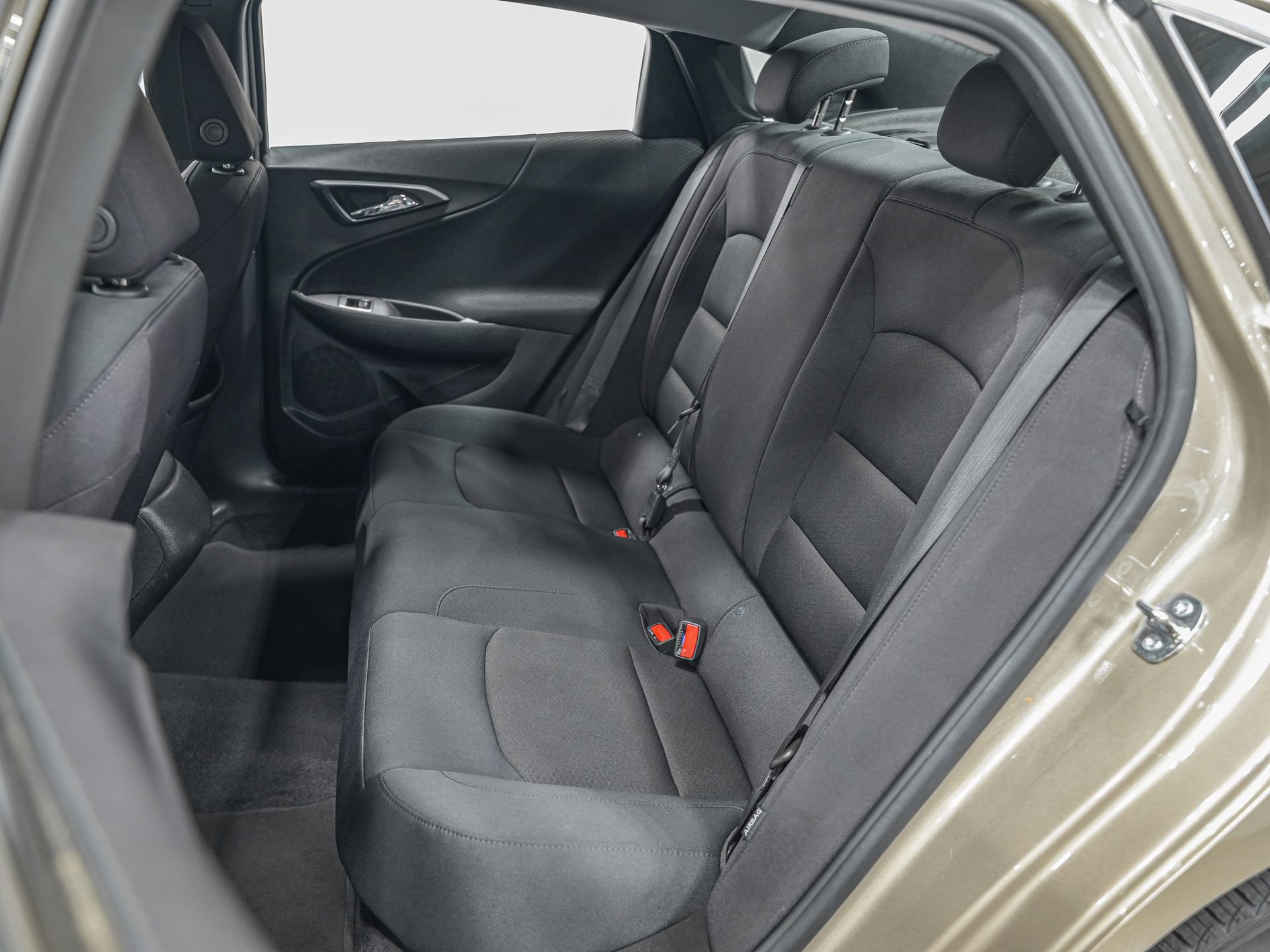 Used 2022 Chevrolet Malibu LS image 28