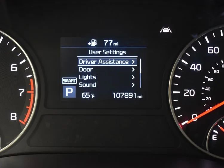 Used 2019 Kia Optima EX image 27