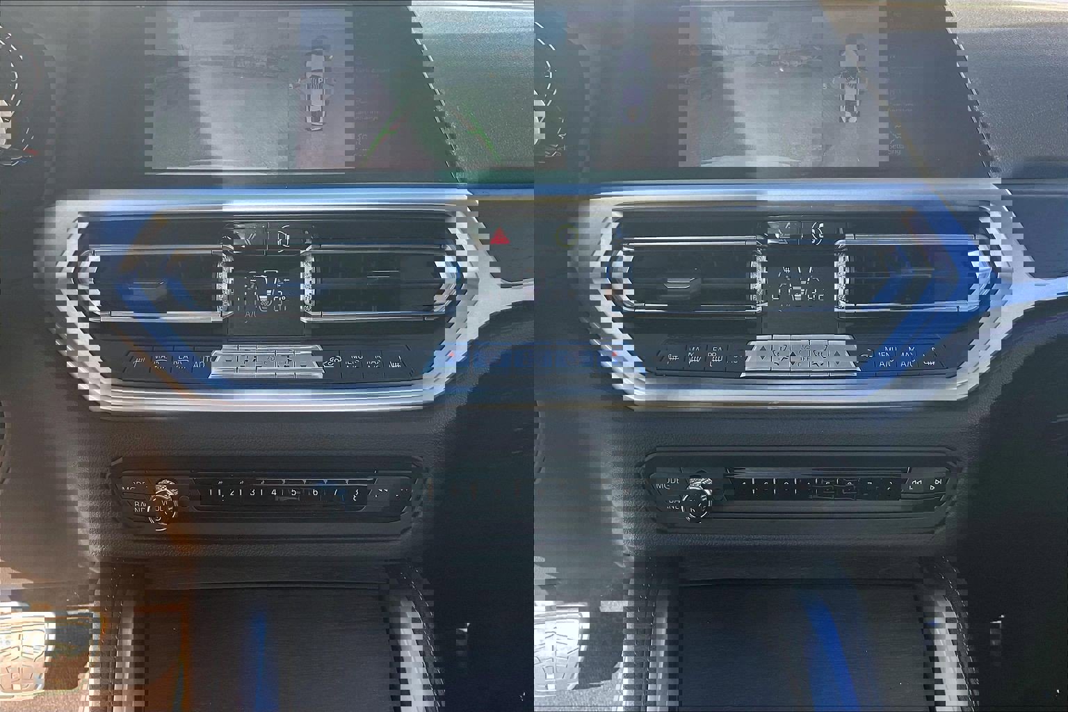 Used 2021 BMW 430i xDrive Coupe w/ M Sport Package image 38