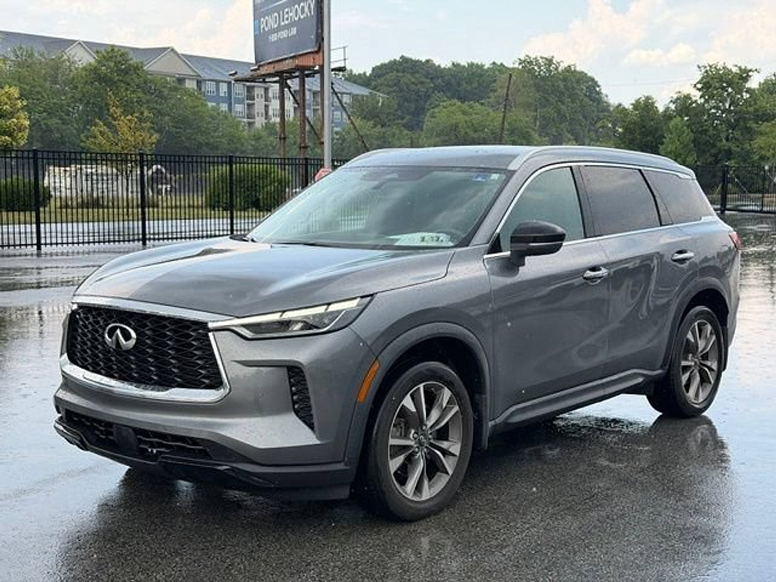Certified 2023 INFINITI QX60 Luxe w/ Cargo Package AWD/4WD image 3