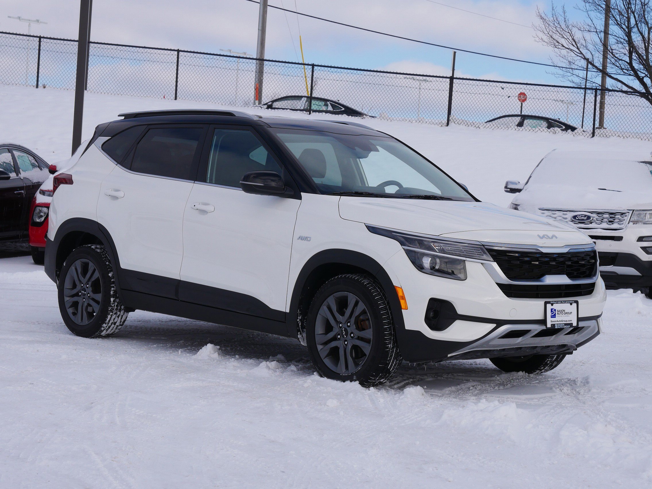 Used 2023 Kia Seltos S image 4