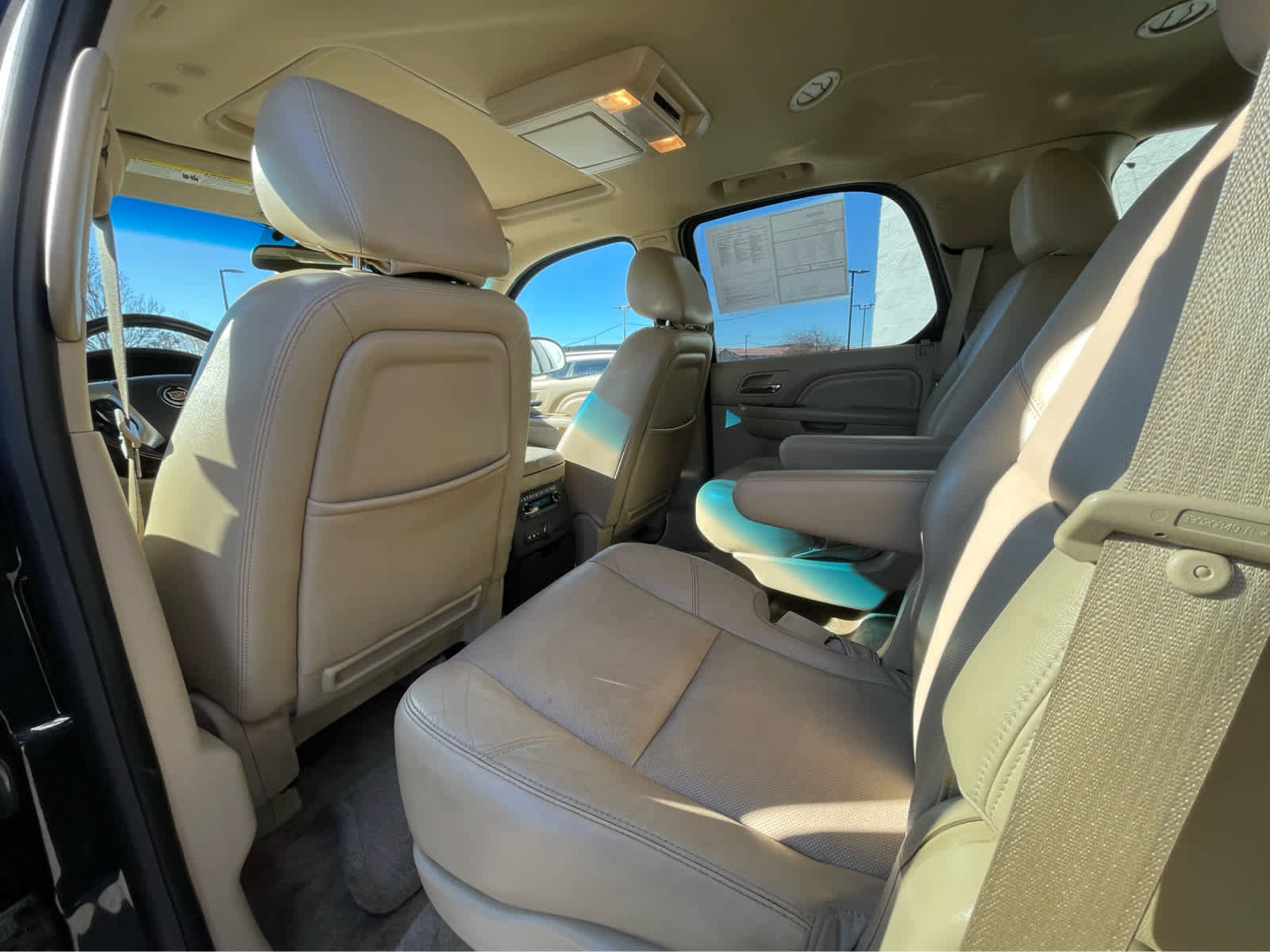 Used 2014 Cadillac Escalade Premium image 22