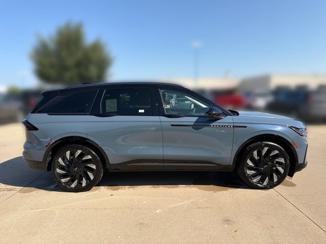 New 2026 Lincoln Nautilus Reserve AWD/4WD image 4