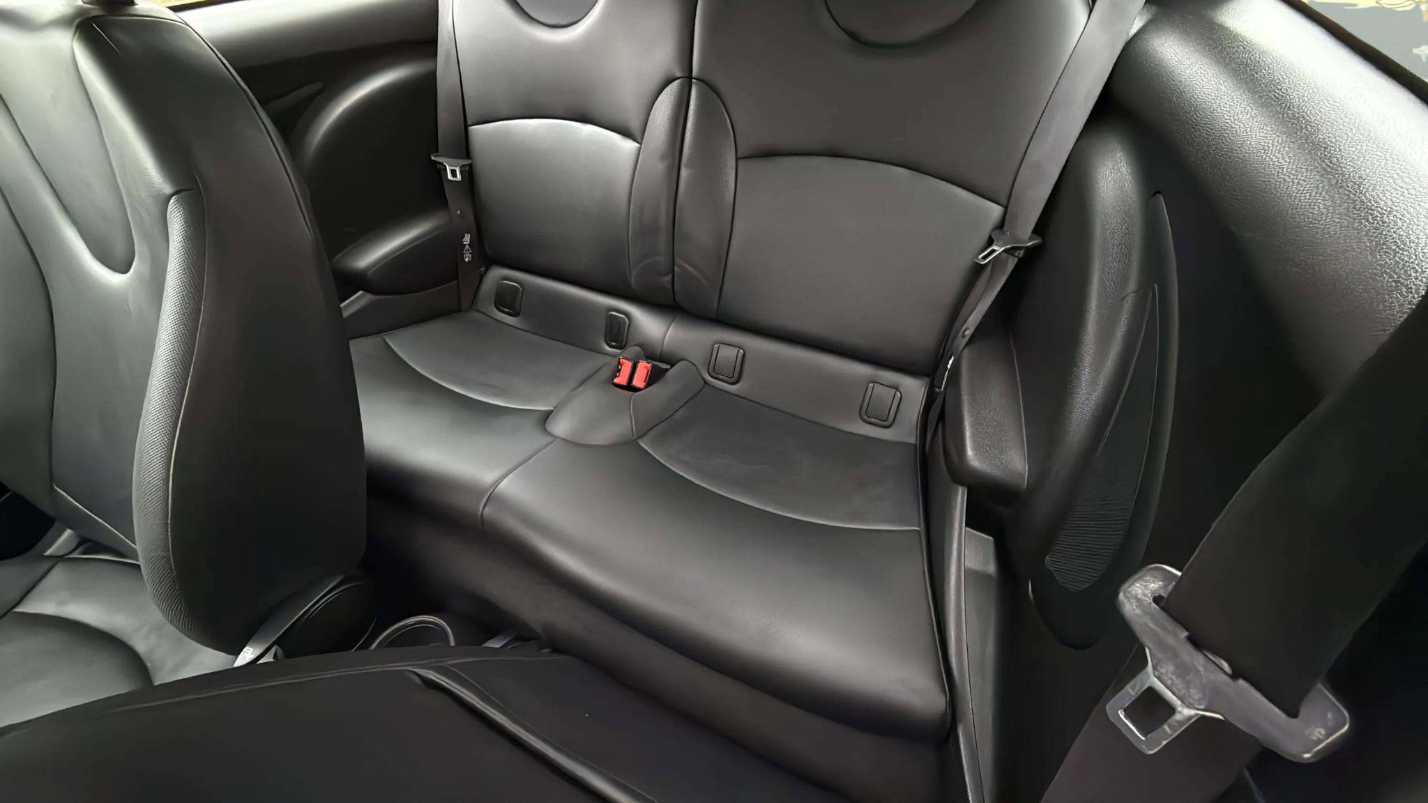 Used 2011 MINI Cooper Hardtop image 19