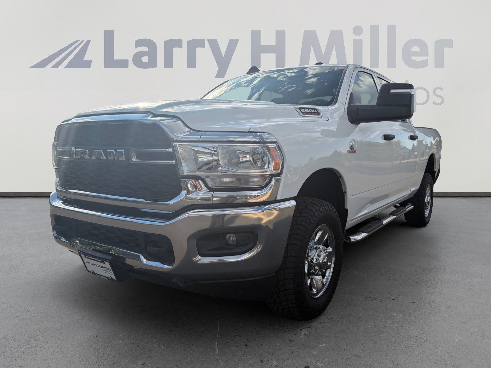 Used 2023 RAM 2500 Tradesman w/ Chrome Appearance Group AWD/4WD video 1