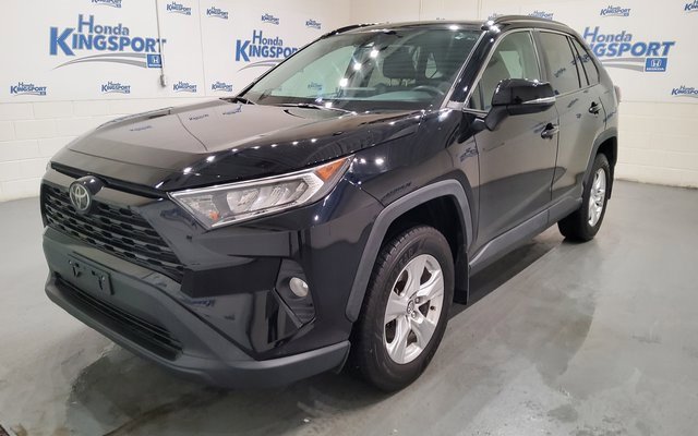 Used 2020 Toyota RAV4 XLE w/ Convenience Package image 7