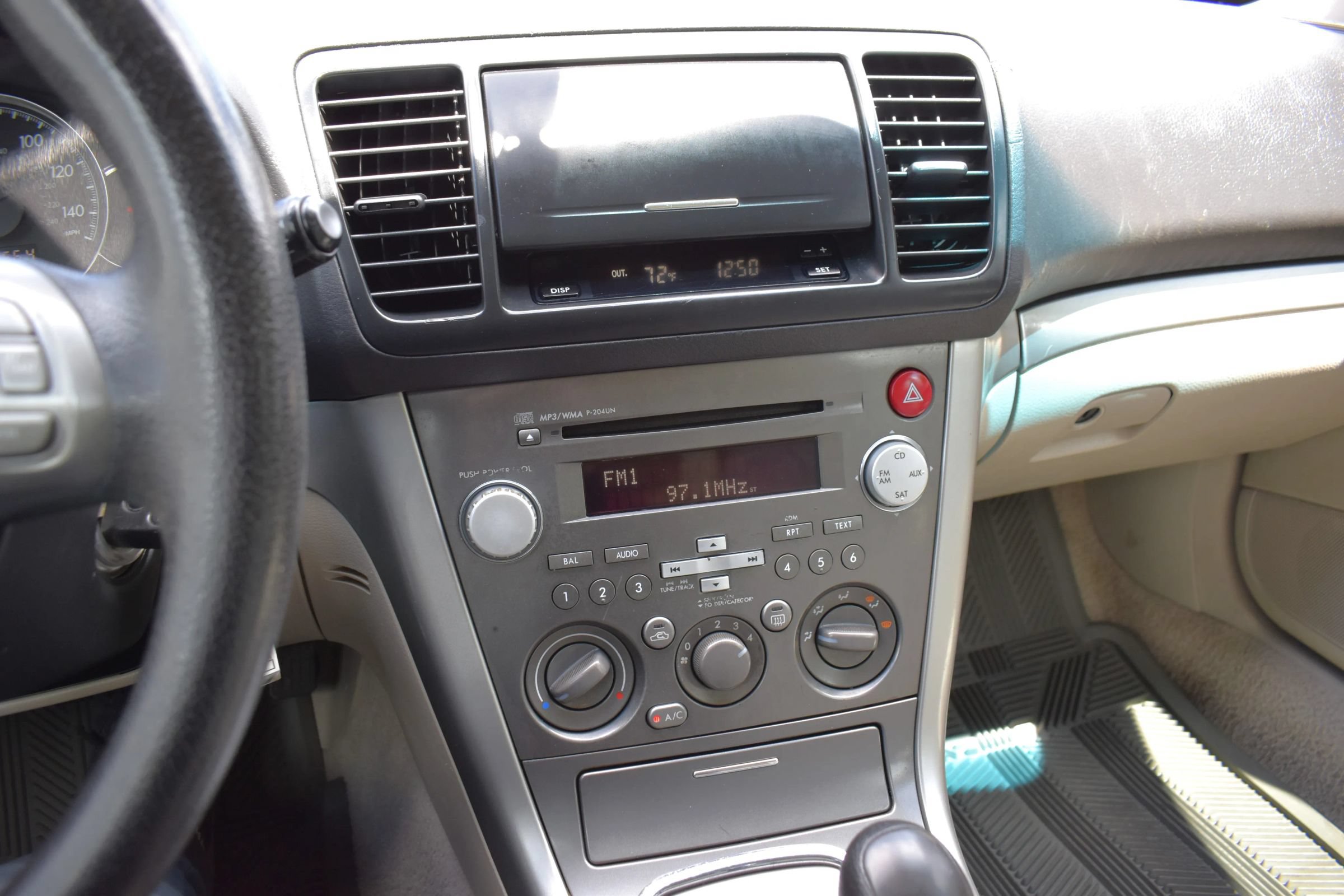 Used 2008 Subaru Outback 2.5i L.L. Bean AWD/4WD image 49