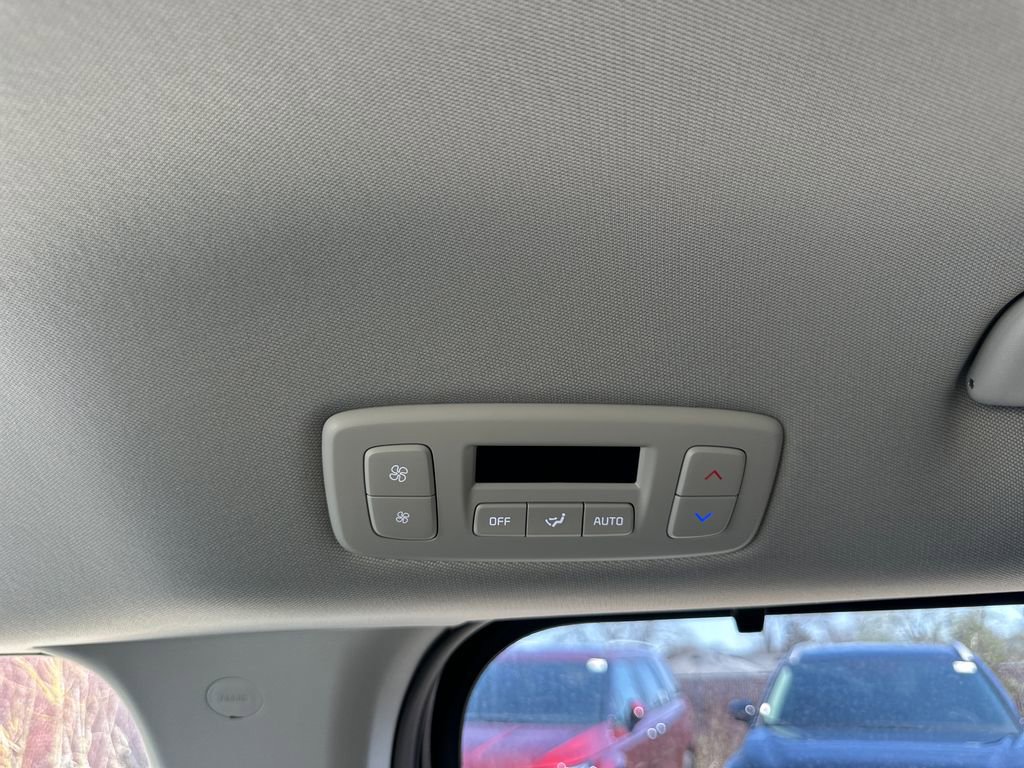 New 2026 Kia Carnival EX image 18