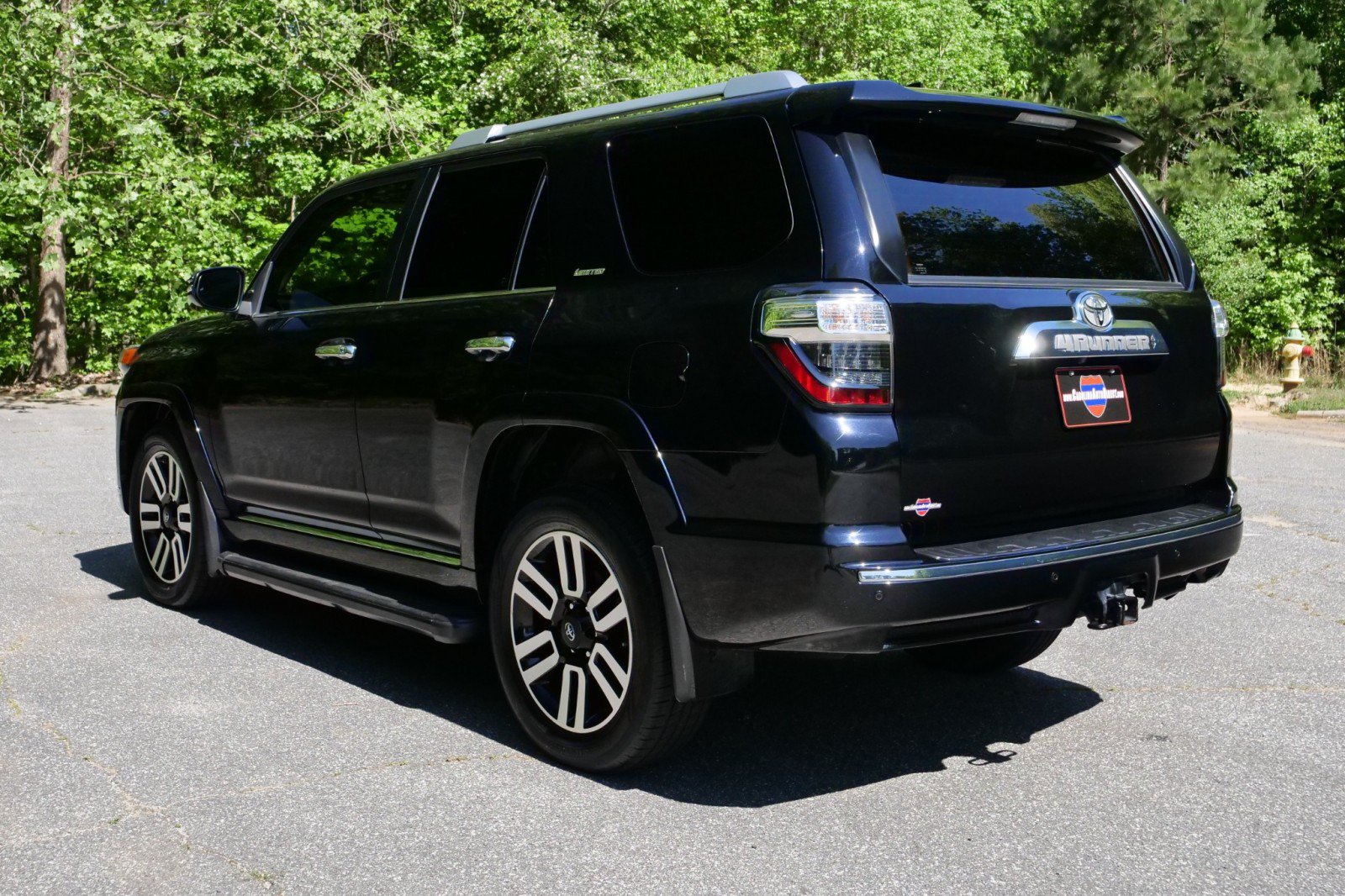Used 2023 Toyota 4Runner Limited AWD/4WD image 19