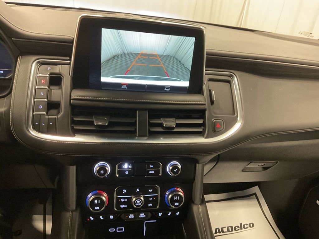 Used 2024 GMC Yukon XL SLT image 16