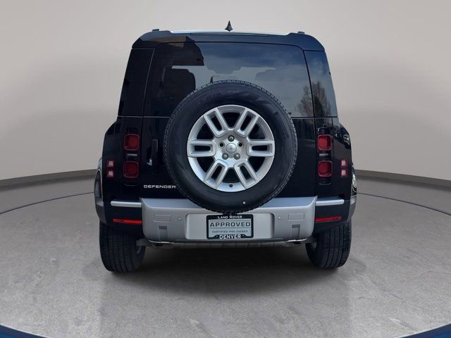 Used 2025 Land Rover Defender 110 S AWD/4WD image 7