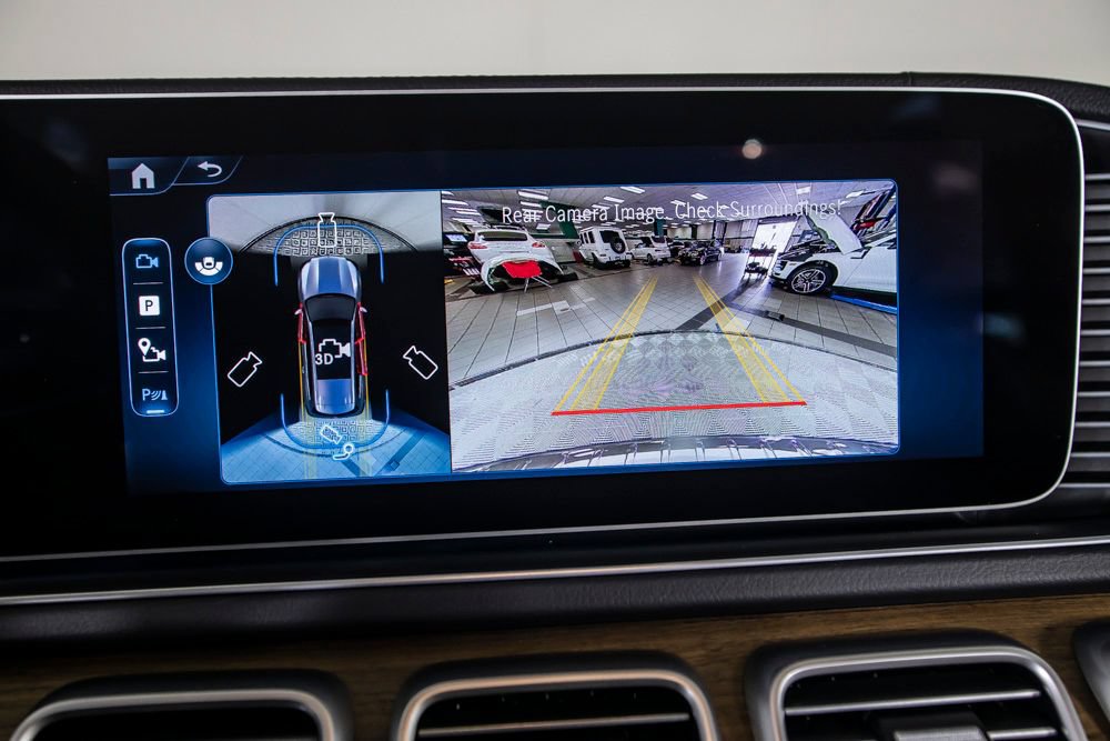 Used 2026 Mercedes-Benz GLS 580 4MATIC image 29