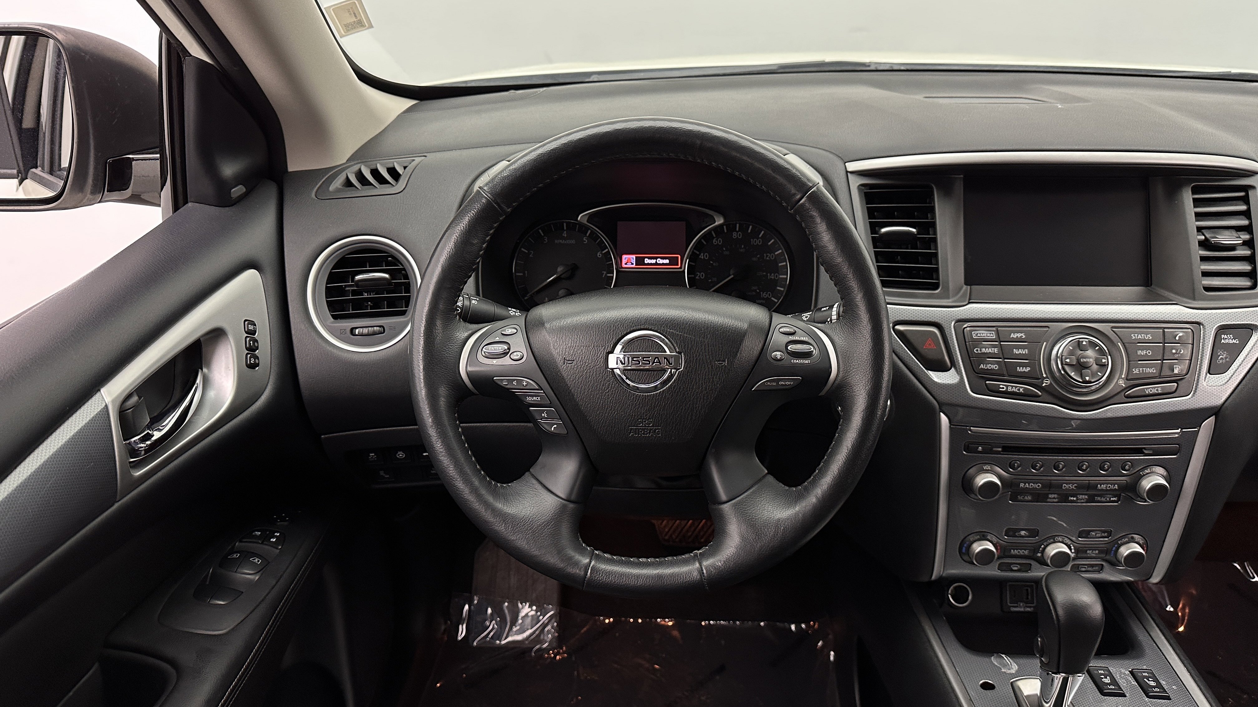 Used 2019 Nissan Pathfinder SL w/ Cargo Package image 29