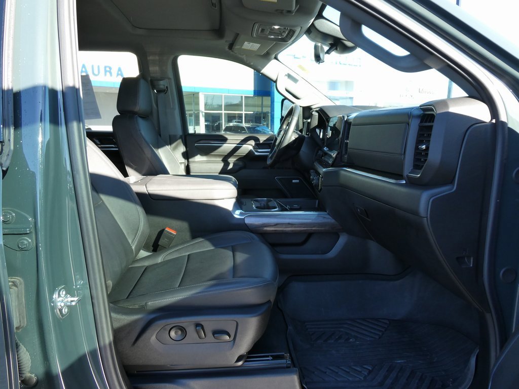 Certified 2025 Chevrolet Silverado 2500 LTZ w/ Trail Boss Package image 17