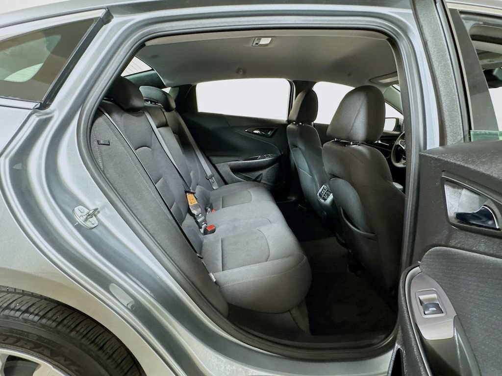 Certified 2025 Chevrolet Malibu LT FWD image 25