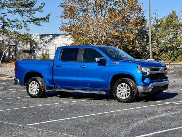 Used 2024 Chevrolet Silverado 1500 LT w/ Z71 Off-Road Package image 10