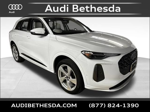 Certified 2025 Audi Q5 Premium Plus w/ Premium Plus AWD/4WD image 1