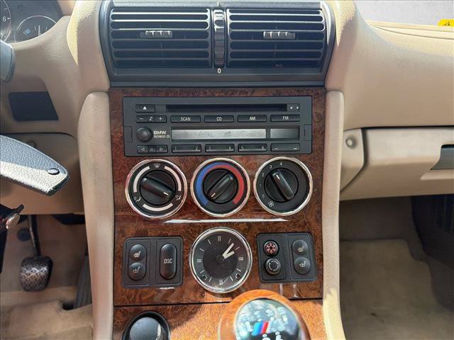 Used 2001 BMW Z3 2.5i RWD image 16