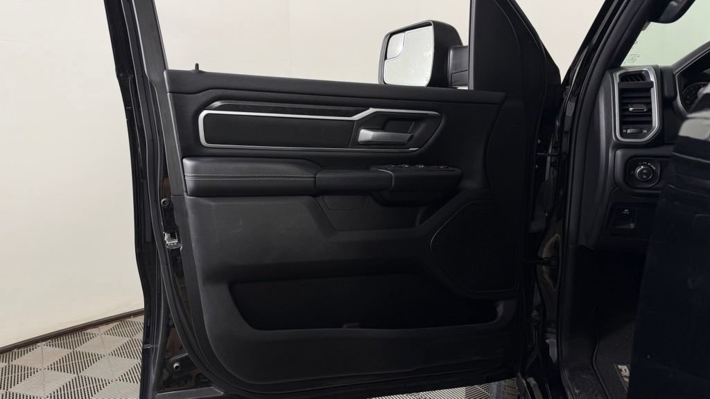 Used 2023 RAM 1500 Big Horn AWD/4WD image 11
