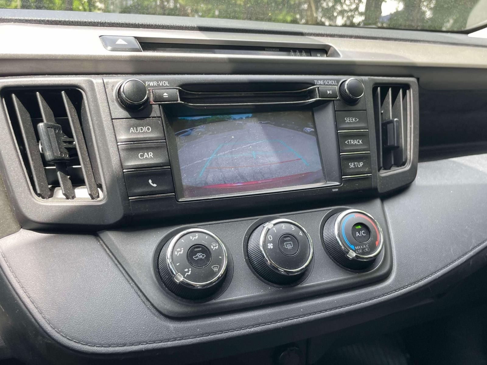 Used 2018 Toyota RAV4 LE w/ All Weather Liner Package AWD/4WD image 27