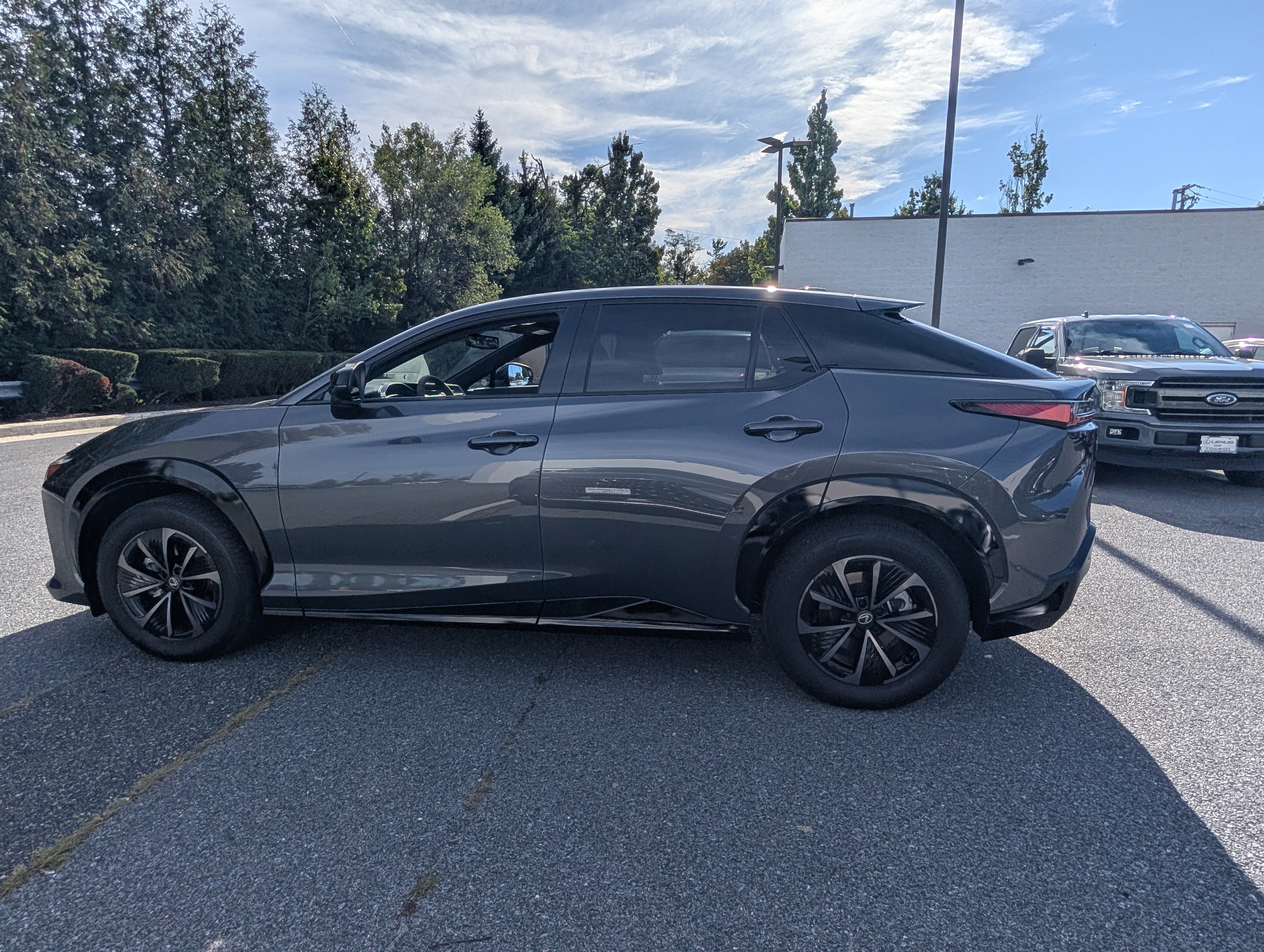 Certified 2026 Lexus RZ 450e AWD w/ Technology Package image 6