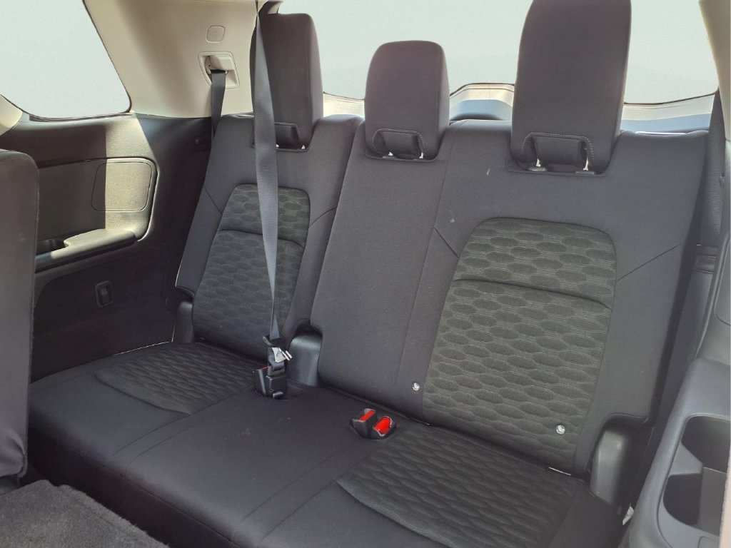 Used 2024 Nissan Pathfinder SV FWD image 22
