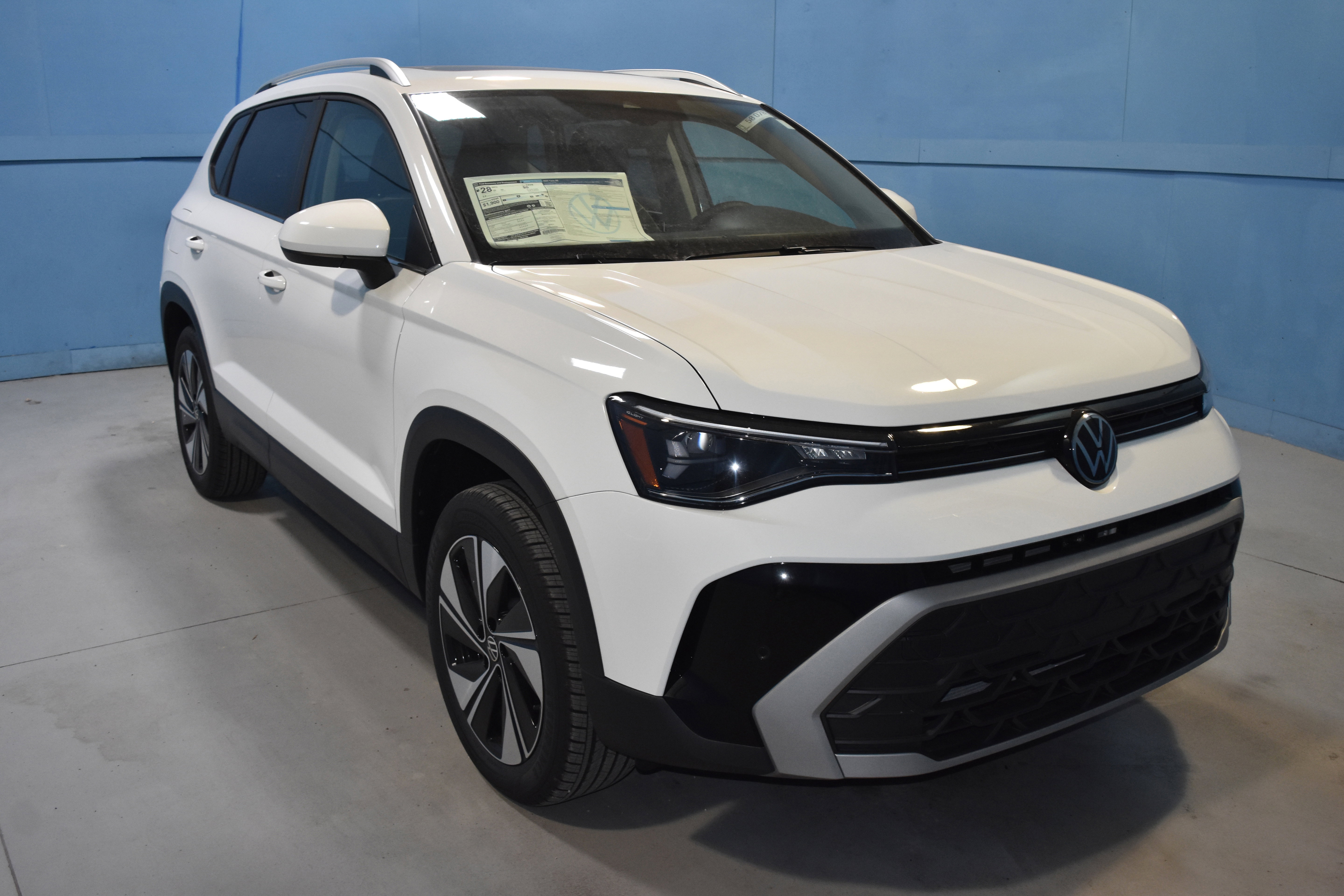 New 2025 Volkswagen Taos SE