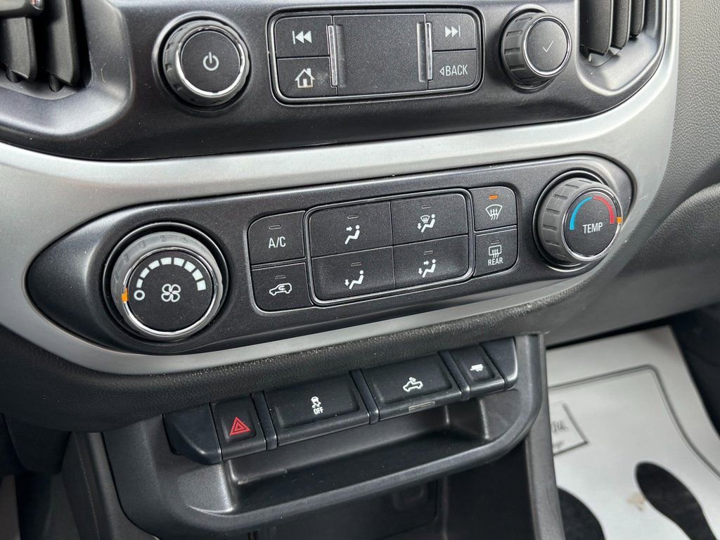 Used 2021 Chevrolet Colorado LT w/ LT Convenience Package AWD/4WD image 15