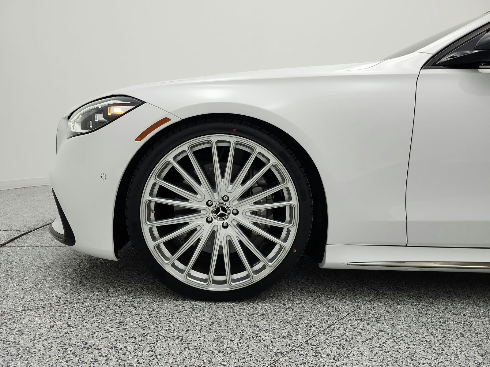 Used 2024 Mercedes-Benz S 580 4MATIC Sedan image 18
